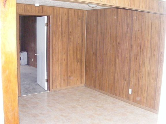 4th image of 1854 Kendalia Ave