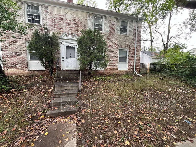 160 W 47th St