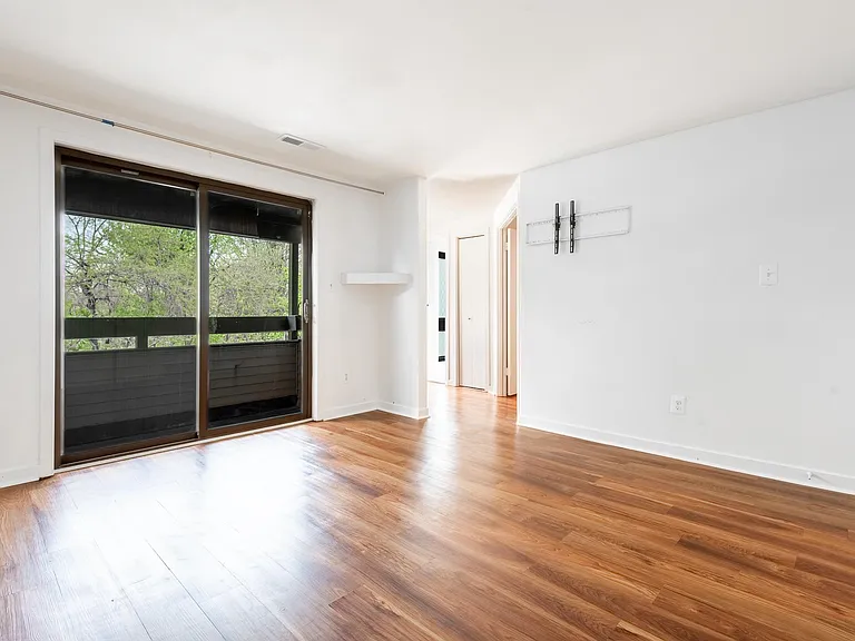 18153 Tunstall Dr — Photo 13