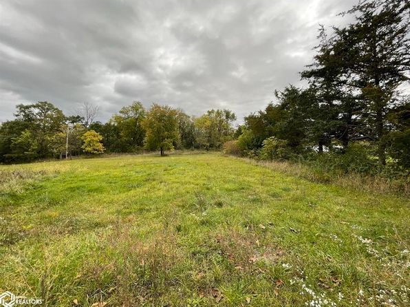 401 E Lodwick St, Mystic, IA 52574