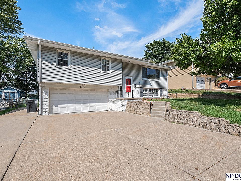 1st image of 8516 Orchard Ave