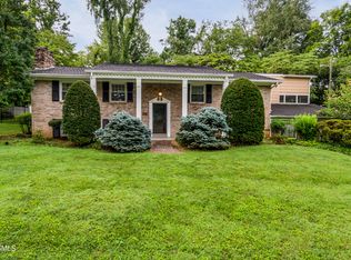 7214 Canmore Ln, Knoxville, TN 37919