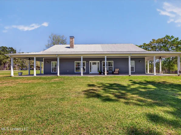 28000 Eugene E Ladner Rd, Perkinston, MS 39573