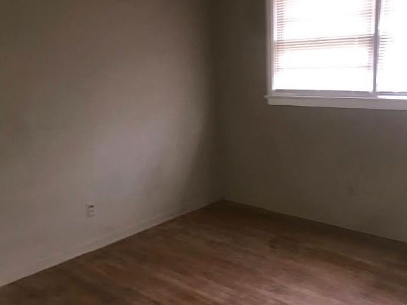 3rd image of 2310 Avenue T #2312