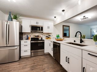 6479 137th Ave NE APT 373, Redmond, WA
