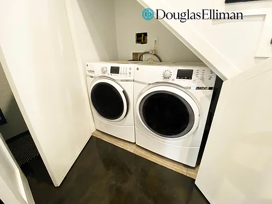 Rented by Douglas Elliman | media 33