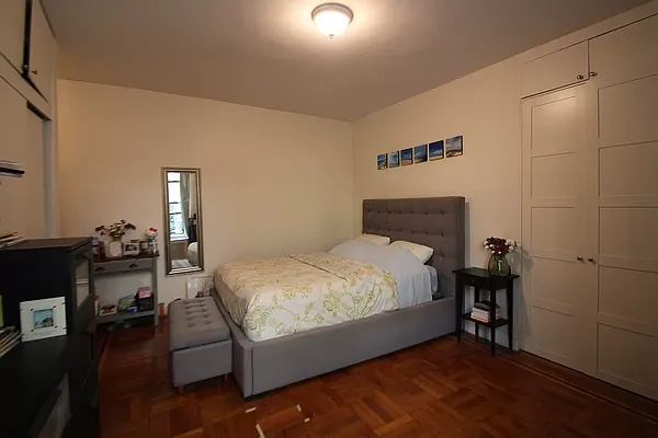 Rented by Douglas Elliman | media 2