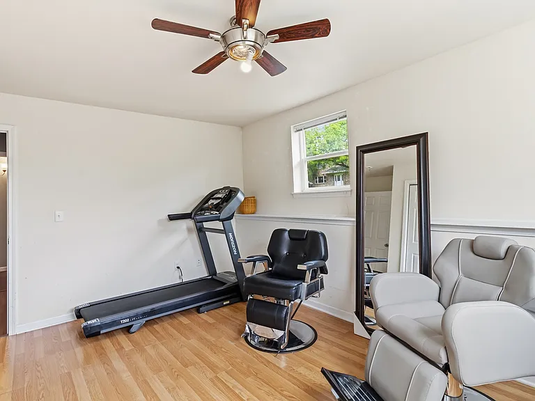 5021 Camden Rd — Photo 3