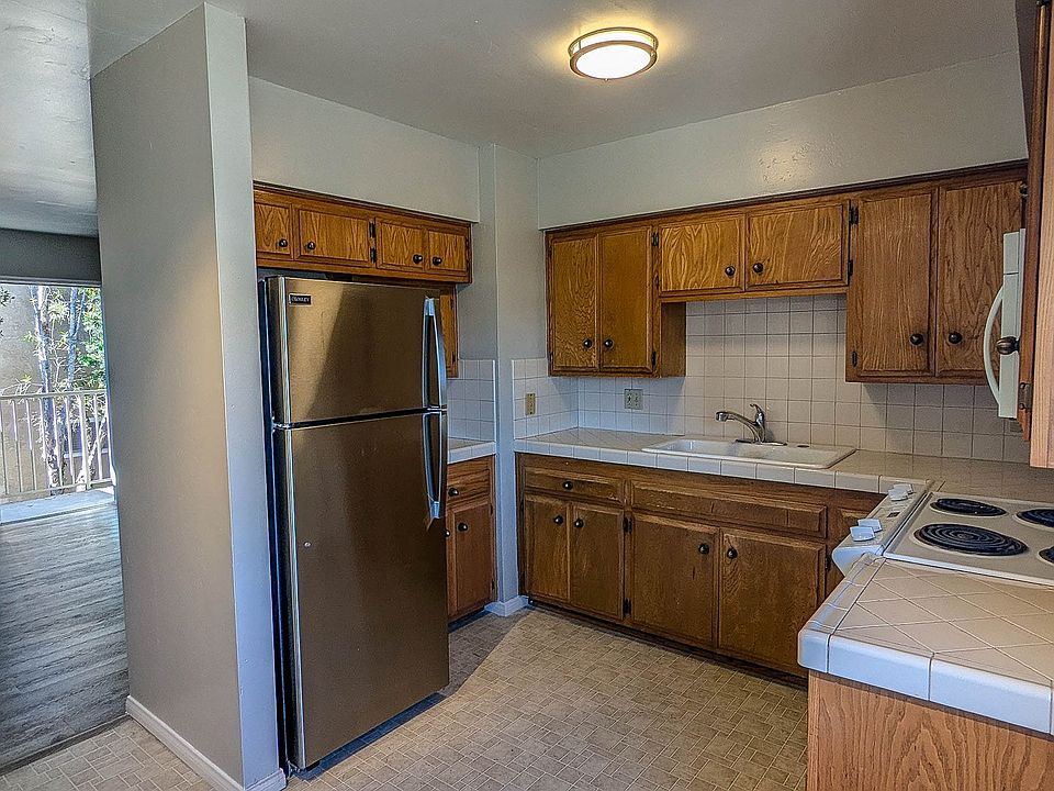 1st image of 4451 Haines St APT 11