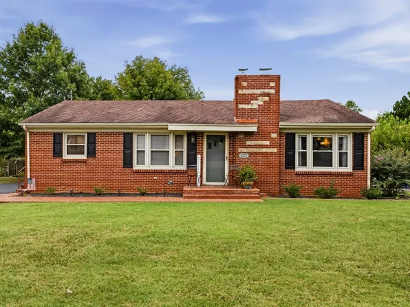 127 Lexington Dr, Glasgow, KY 42141