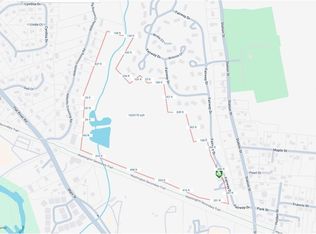 2 Fairway Dr, Coventry, RI 02816