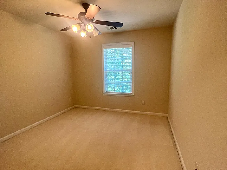 1641 Northgate Mill Dr — Photo 18