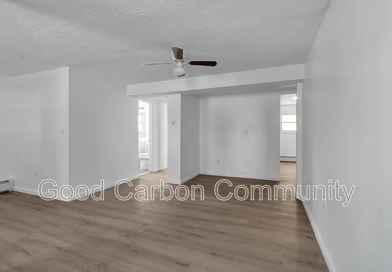 3904 Seneca St #A — Photo 10