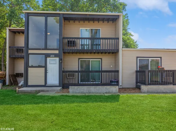 833 N Gladstone Ave APT 4, Aurora, IL 60506