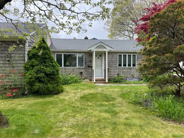 57 Harrington St, East Falmouth, MA 02536
