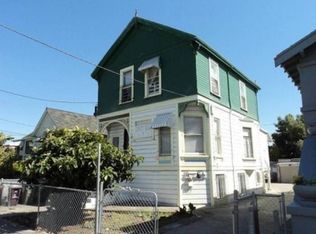 3311 E 17th St APT 4, Oakland, CA 94601