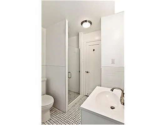 Rented by Douglas Elliman | media 17