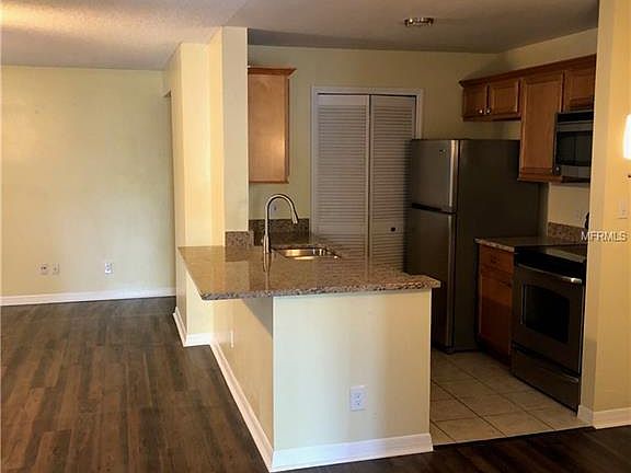 2nd image of 6136 Westgate Dr #204-1