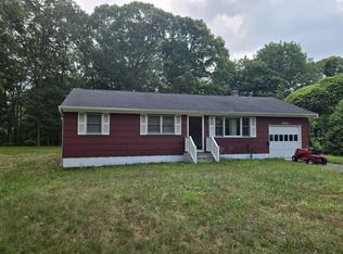 2665 River Rd, Calverton, NY 11933