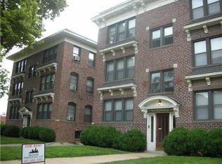 3743 Washington St, Kansas City, MO 64111