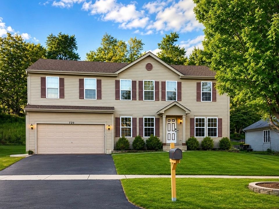 1st image of 720 Ridge Dr