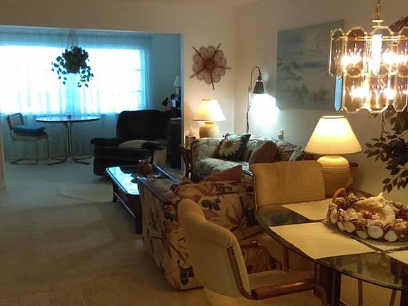 3rd image of 1247 S Martin Luther King Jr Ave #105