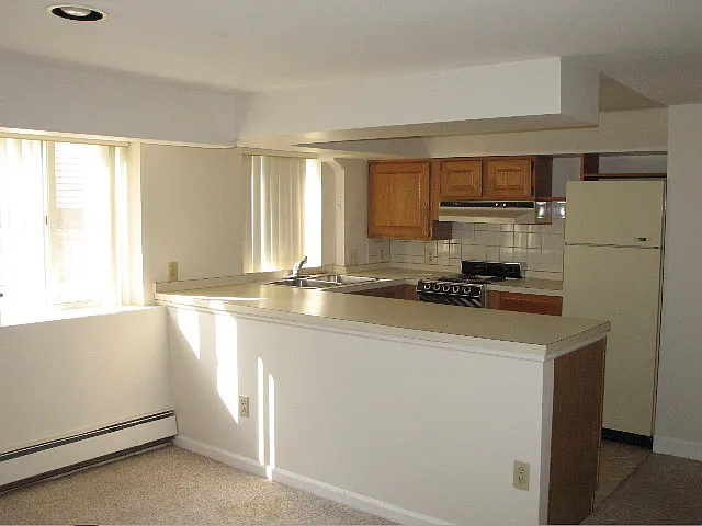 401 W Hoover Ave #6 — Photo 9