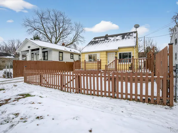 1413 Waldman Ave, Flint, MI 48507