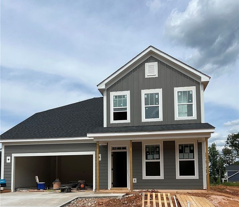 1st image of 118 Beaverdam Creek Dr