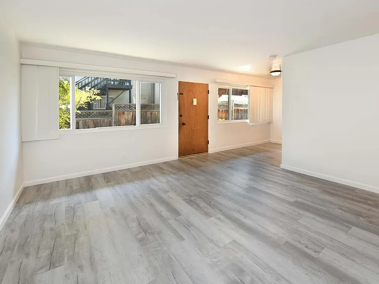 1720 Hearst Ave #B — Photo 5