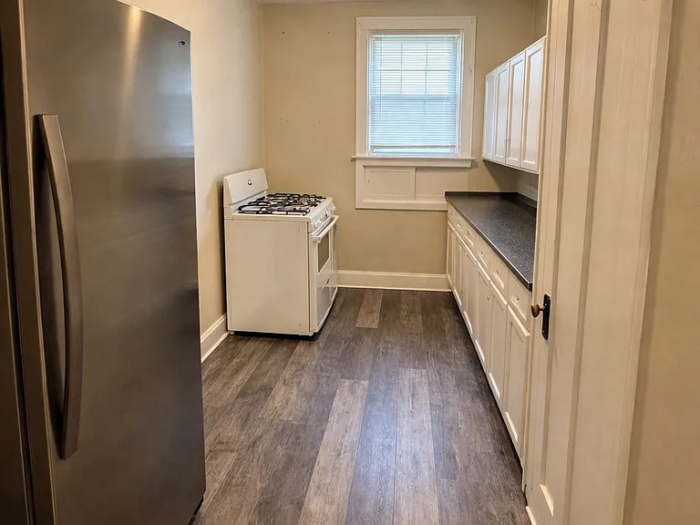 5146 Montgomery Rd #2 — Photo 6