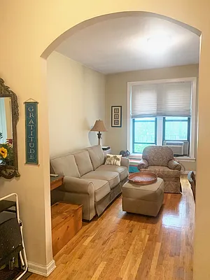 Rented by Compass | media 16