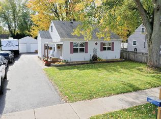903 Mel Ave, Lansing, MI 48911
