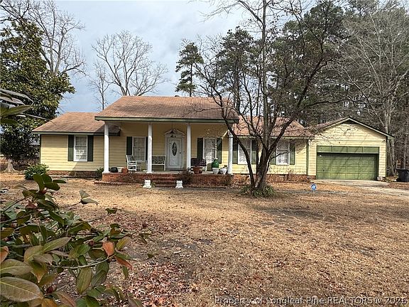 3rd image of 408 Old Farm Rd