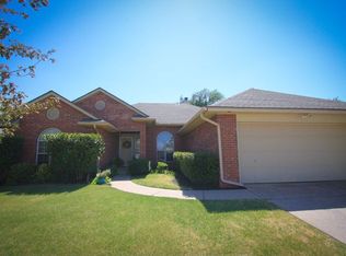 8313 Aspen Pl, Oklahoma City, OK 73132