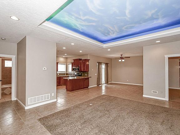5th image of 3977 Steeplechase Ln