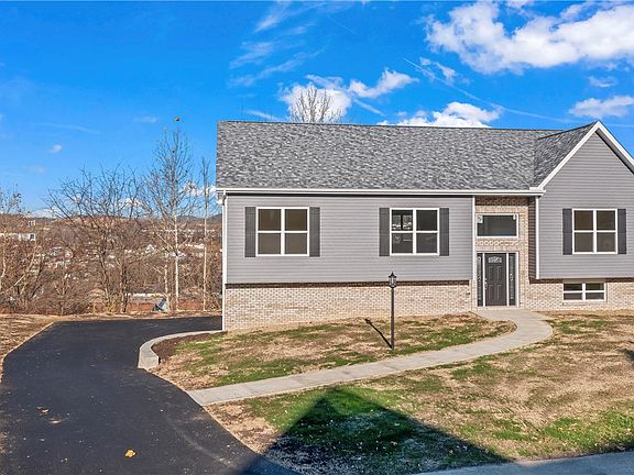 2nd image of 134 Edgewood Dr