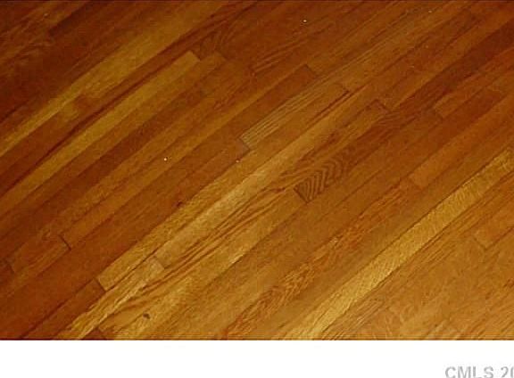4th image of 7019 Folger Dr