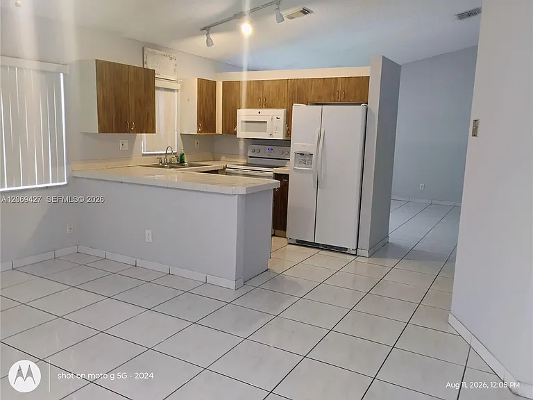 6766 NW 69th Ct — Photo 8