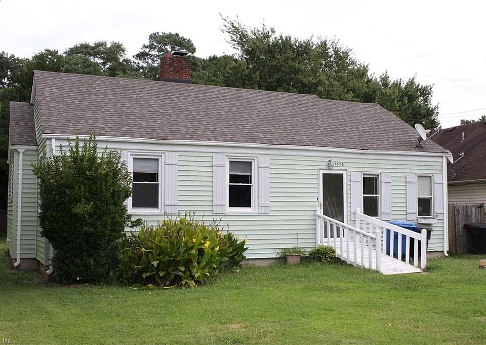 1st image of 1576 Fuller Ln