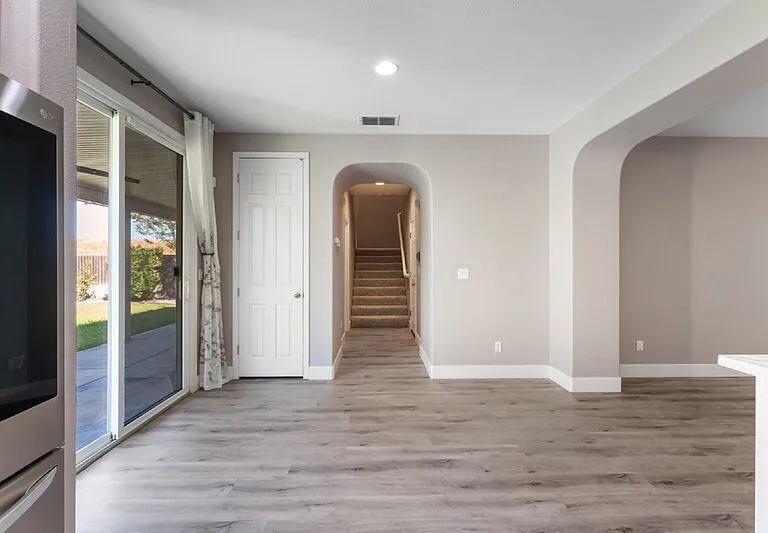5816 Amnest Way — Photo 9