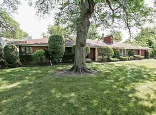3303 Illinois Rd, Wilmette, IL 60091