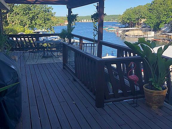 5th image of 286 Cove Side Dr