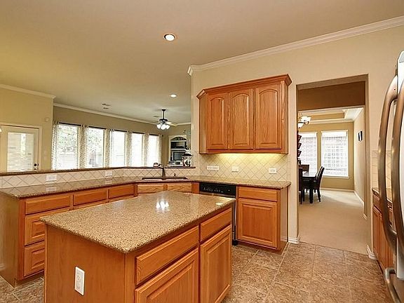 5th image of 23123 Redberry Ln