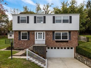 937 Balmoral Dr, Pittsburgh, PA 15237