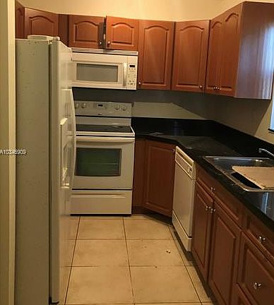 3rd image of 1315 NW 2nd St