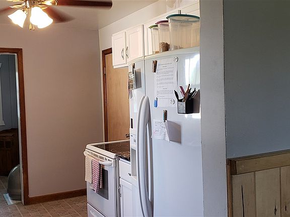 5th image of 313 W Birch St