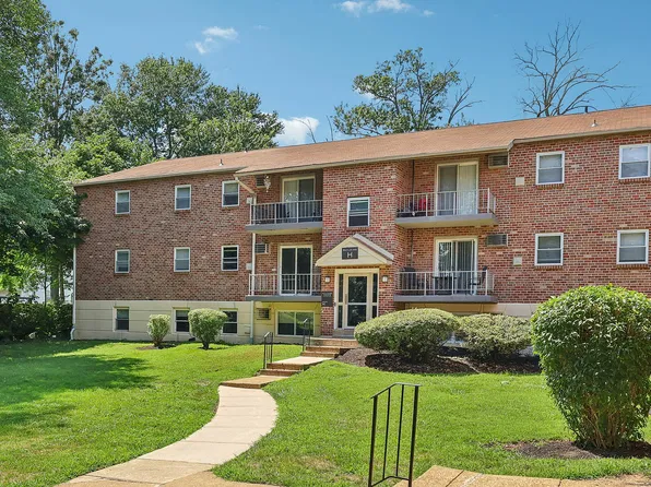 Hillside Pointe Apartments