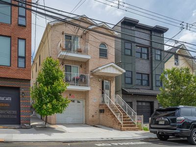 116 Bleecker St, Jersey City, NJ, 07307