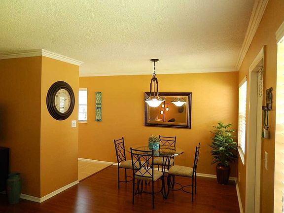 5th image of 7 Vista Palm Ln APT 205